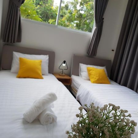 Yelo Hostel & Cafe Hô Chi Minh-Ville Extérieur photo