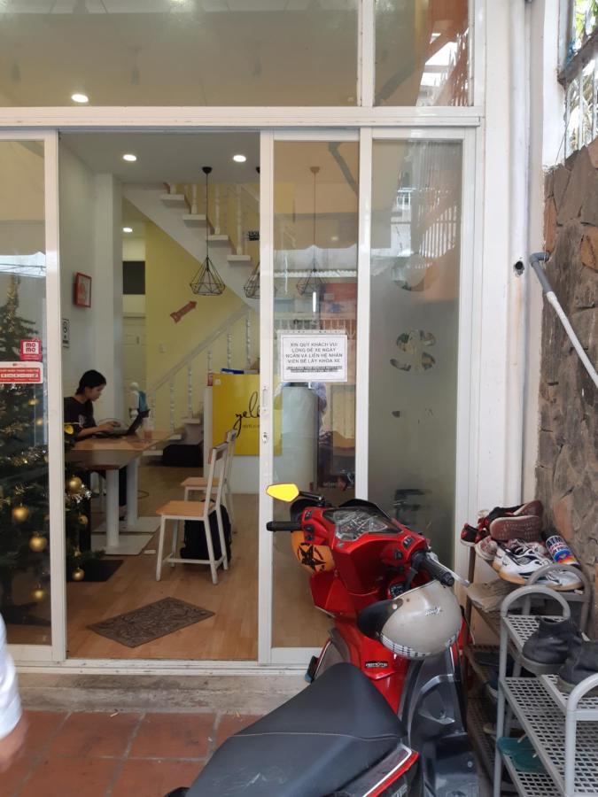Yelo Hostel & Cafe Hô Chi Minh-Ville Extérieur photo