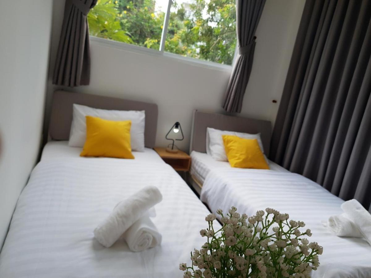 Yelo Hostel & Cafe Hô Chi Minh-Ville Extérieur photo